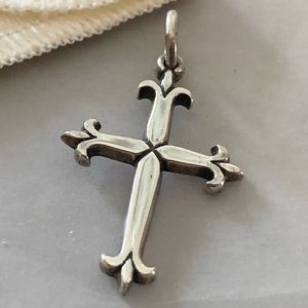 Rare James Avery Sterling Silver Fluer De Lis Pendant Charm